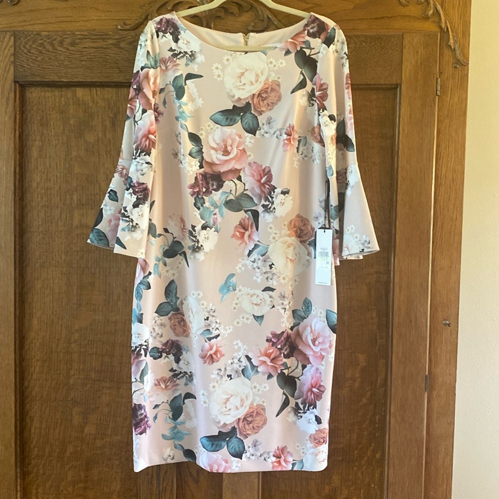 Calvin Klein size 14 Bell sleeved dress